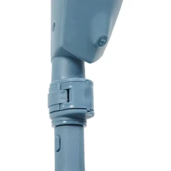 Balai avec réservoir spray intégré et manche flexible