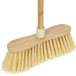 Balai bambou extérieur