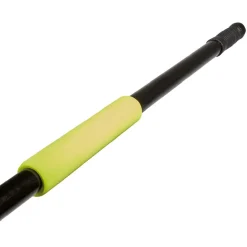 Balai de jardin noir