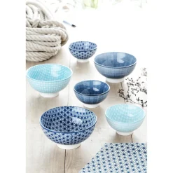 Bol céramique décor relief bleu