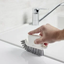 Brosse de nettoyage 3-en-1