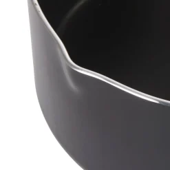 Casserole noire manche effet bois Ø 18