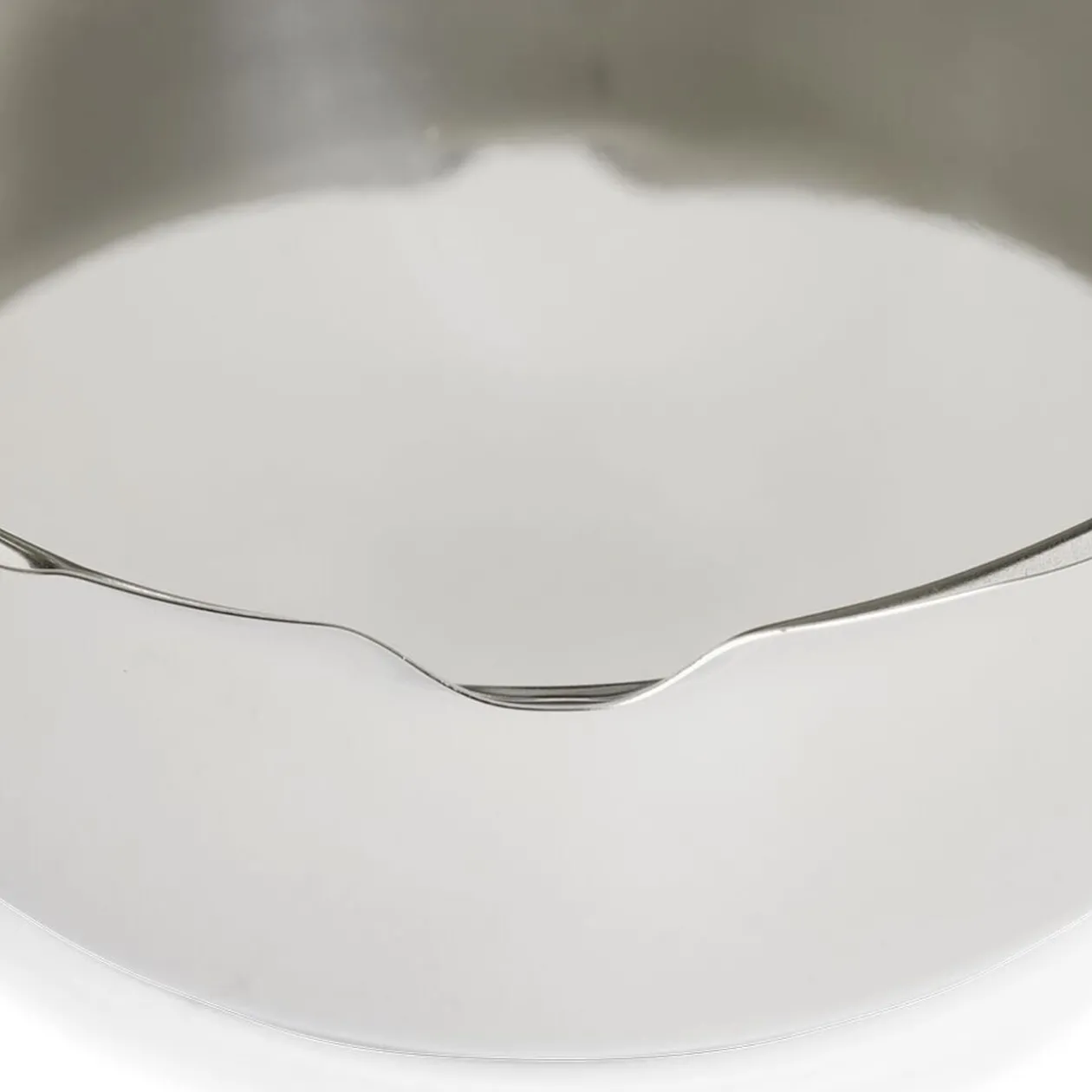 Casserole tous feux dont induction inox gris Ø21cm