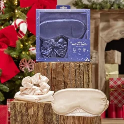 Coffret accessoires de nuit en satin
