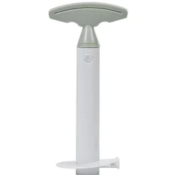 Coupe ananas épluche évide et tranche