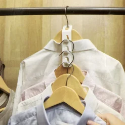 Crochet de suspension pour cintre