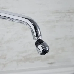 Embout de robinet brise-jet