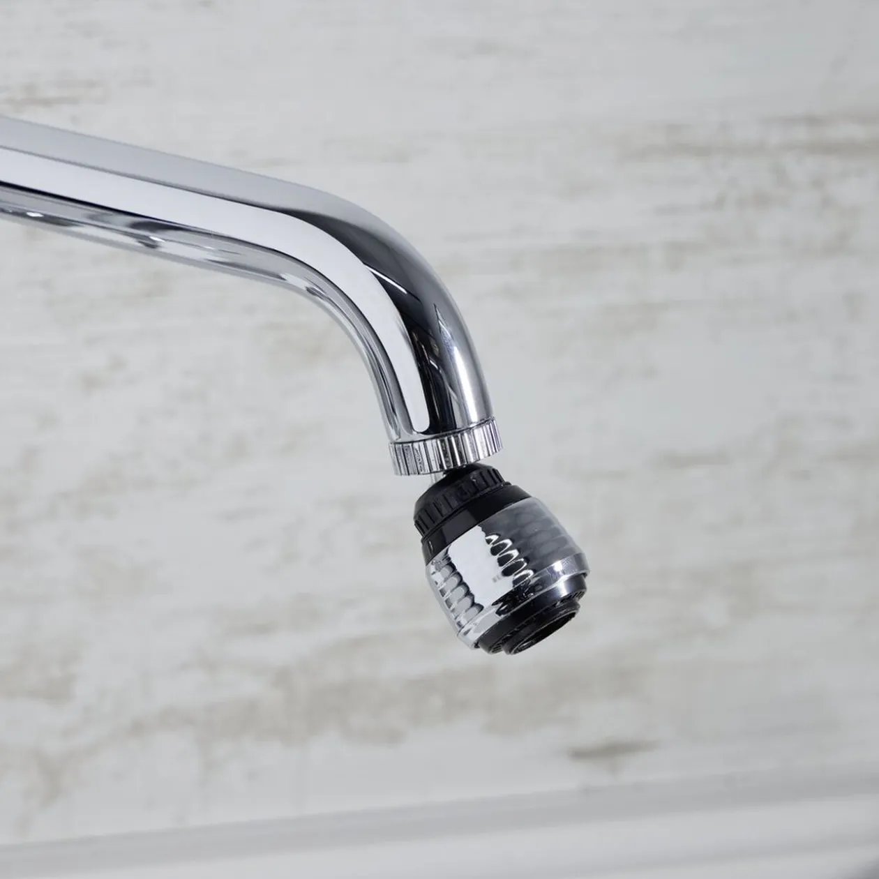 Embout de robinet brise-jet