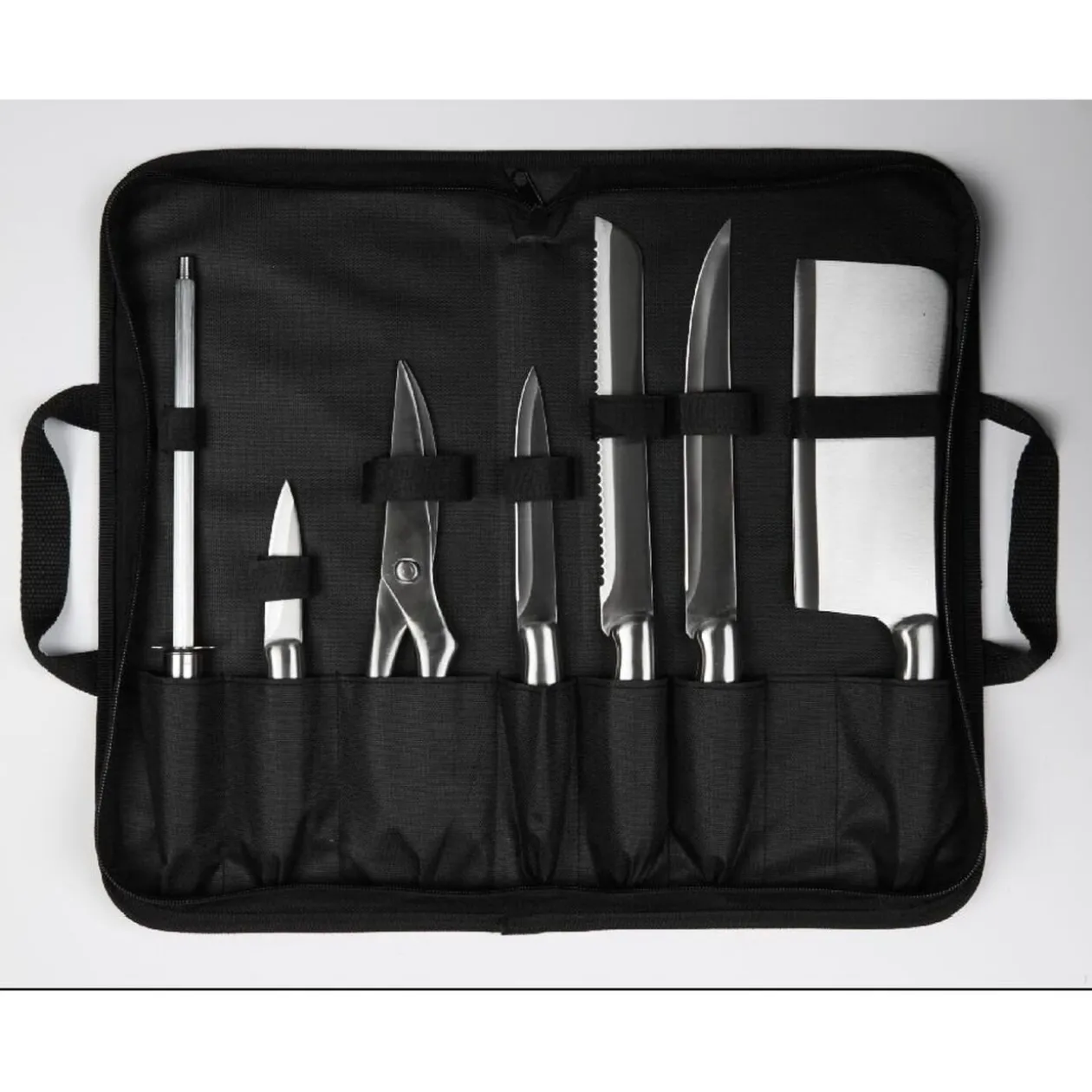 Etui et 7 ustensiles de découpe