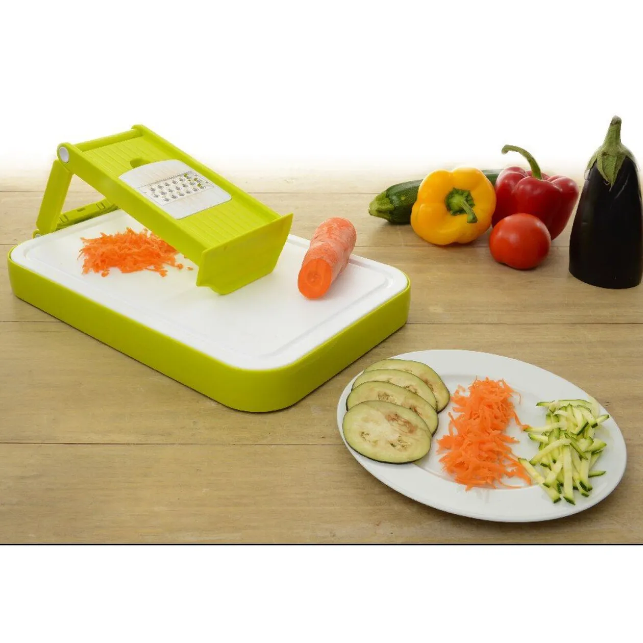 Mandoline et planche à découper 2 en 1