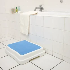 Marche de baignoire anti dérapante