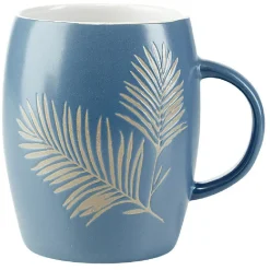 Mug en céramique avec préparation thé