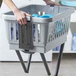 Panière sur pieds grise