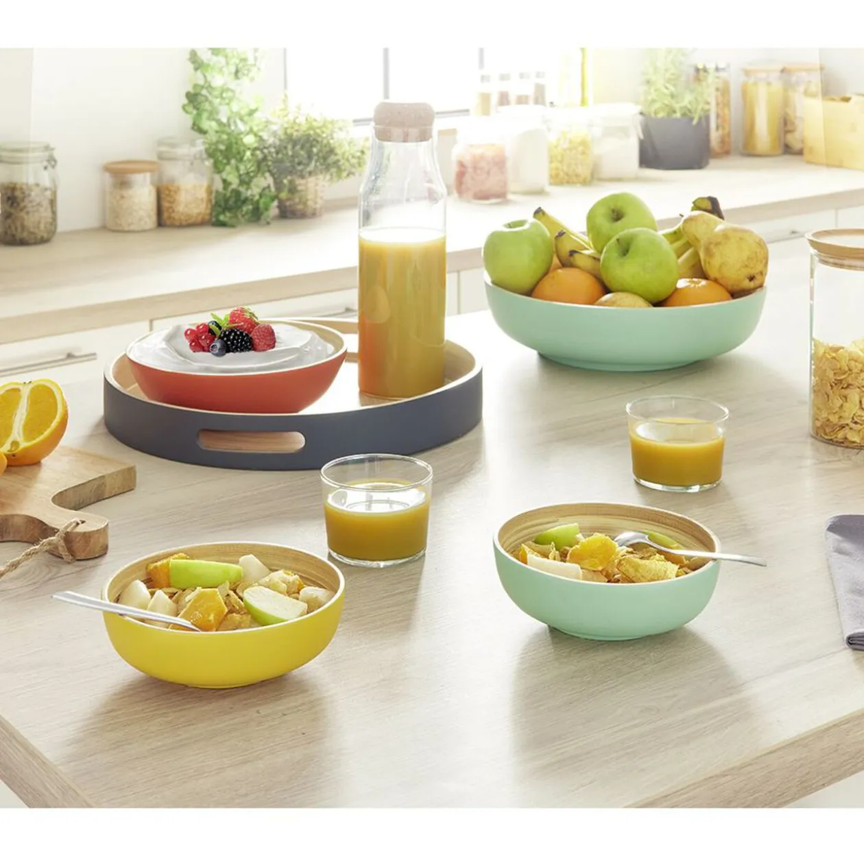 Saladier coloré en bambou