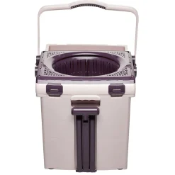 Seau rétractable et balai serpillère