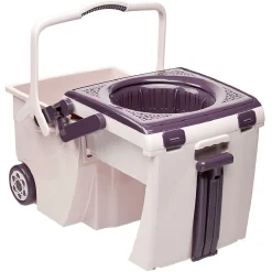 Seau rétractable et balai serpillère