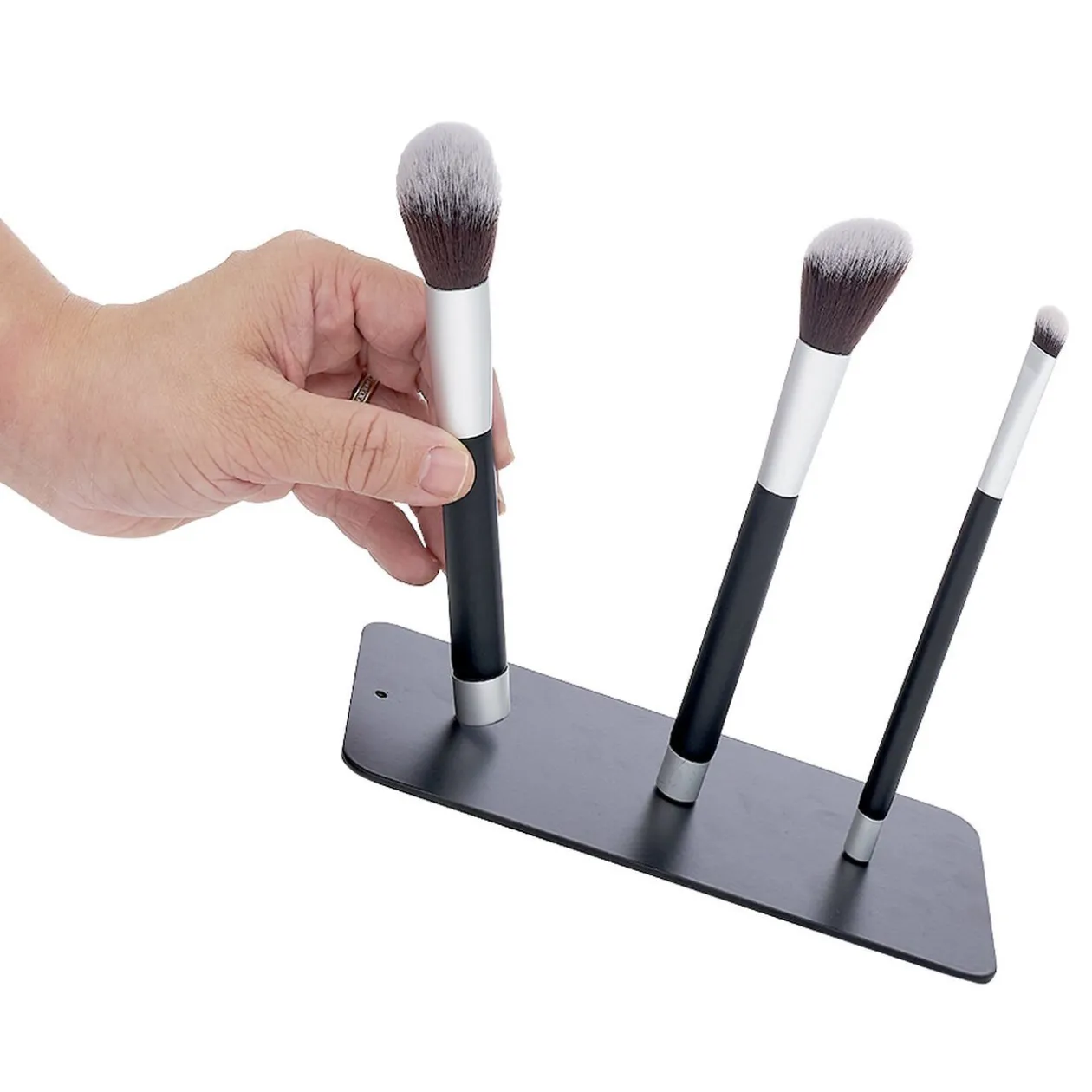 Set pinceaux cosmétiques avec support magnétique