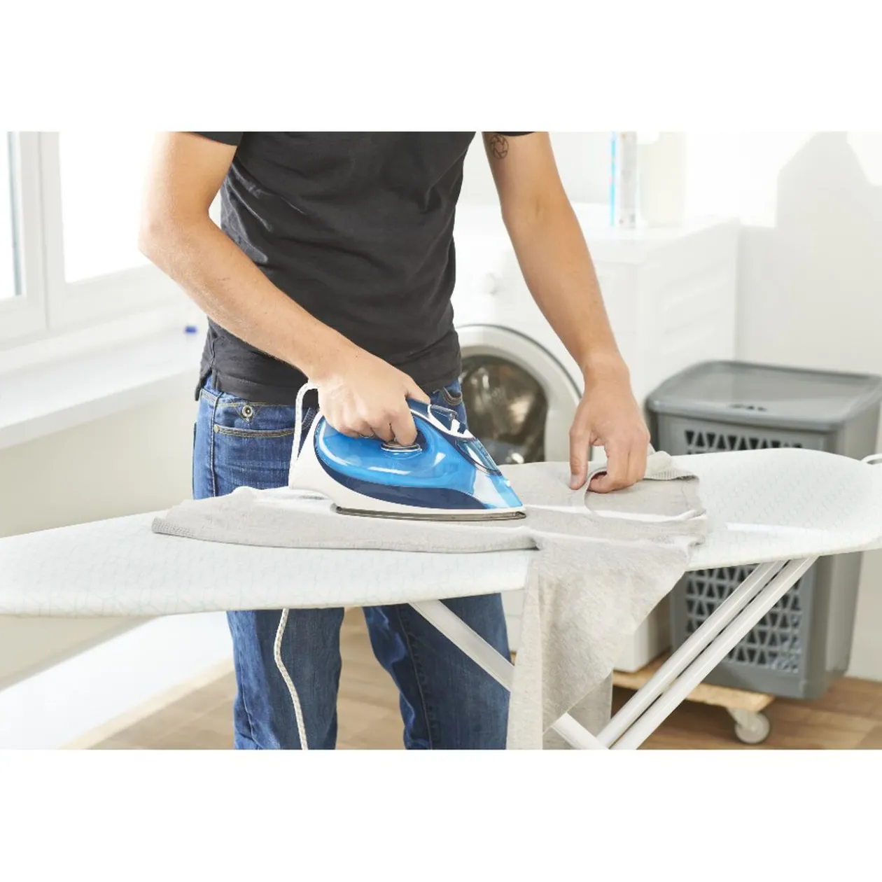 Table à repasser motif losange