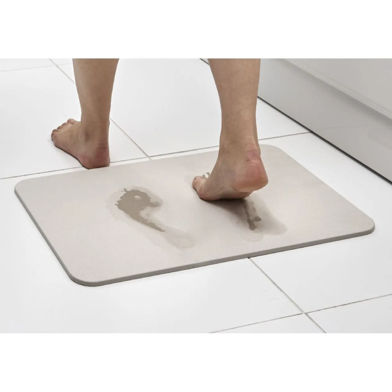 Tapis de salle de bain blanc magique
