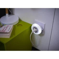 Veilleuse à led 3 couleurs avec prise murale intégrée